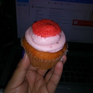 Meet your Posher, Sarah lee